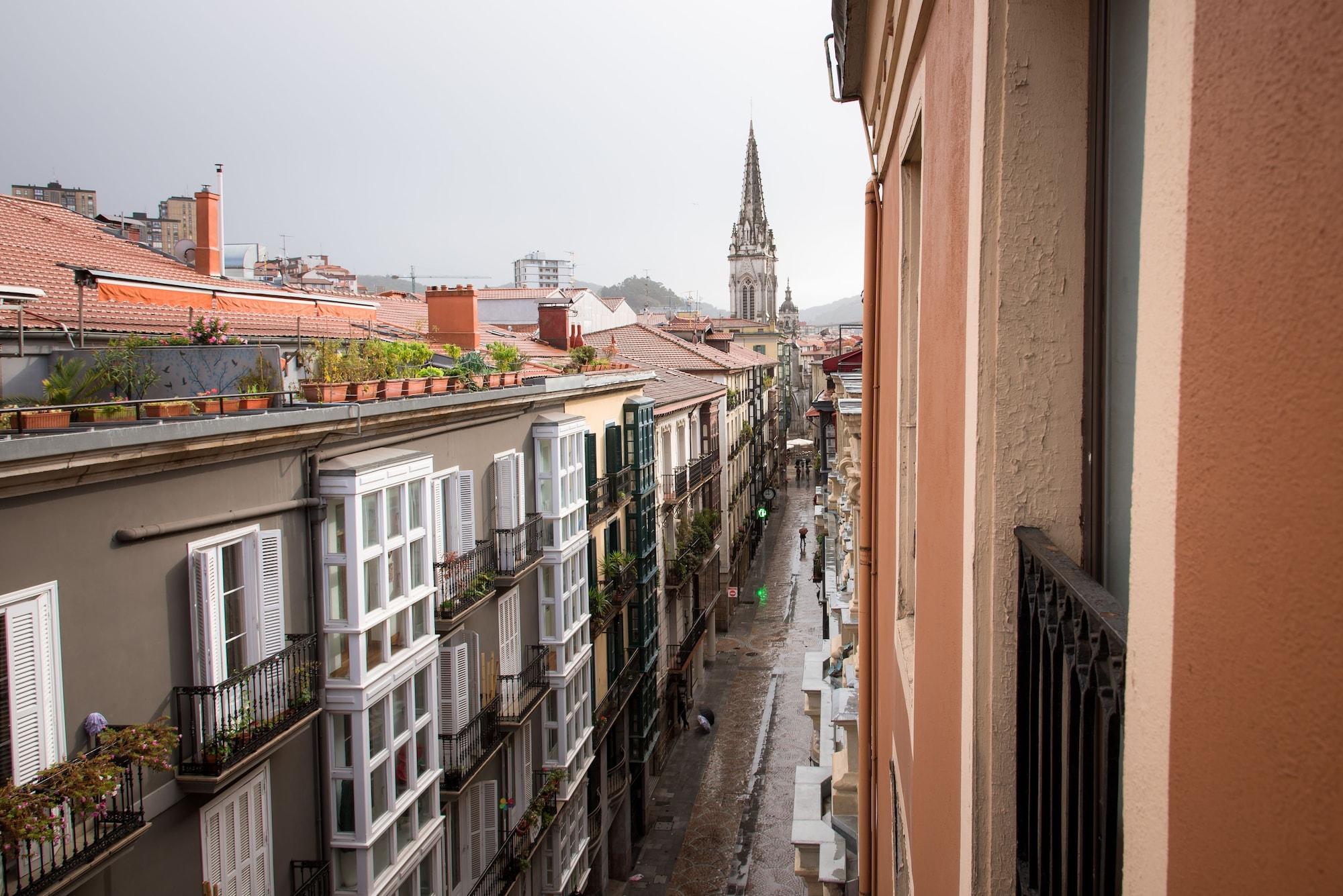 Petit Palace Arana Bilbao Hotel Bagian luar foto