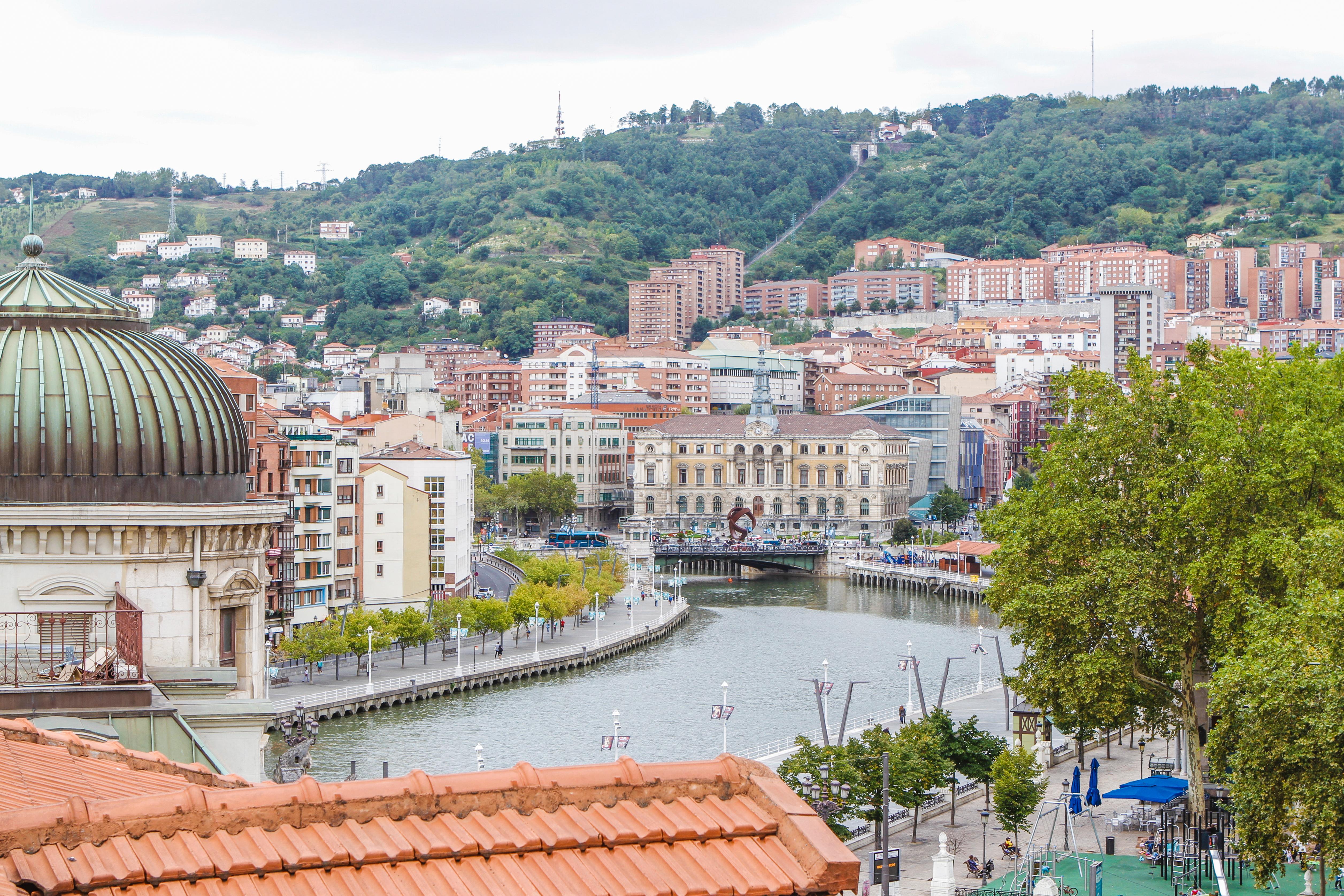 Petit Palace Arana Bilbao Hotel Bagian luar foto